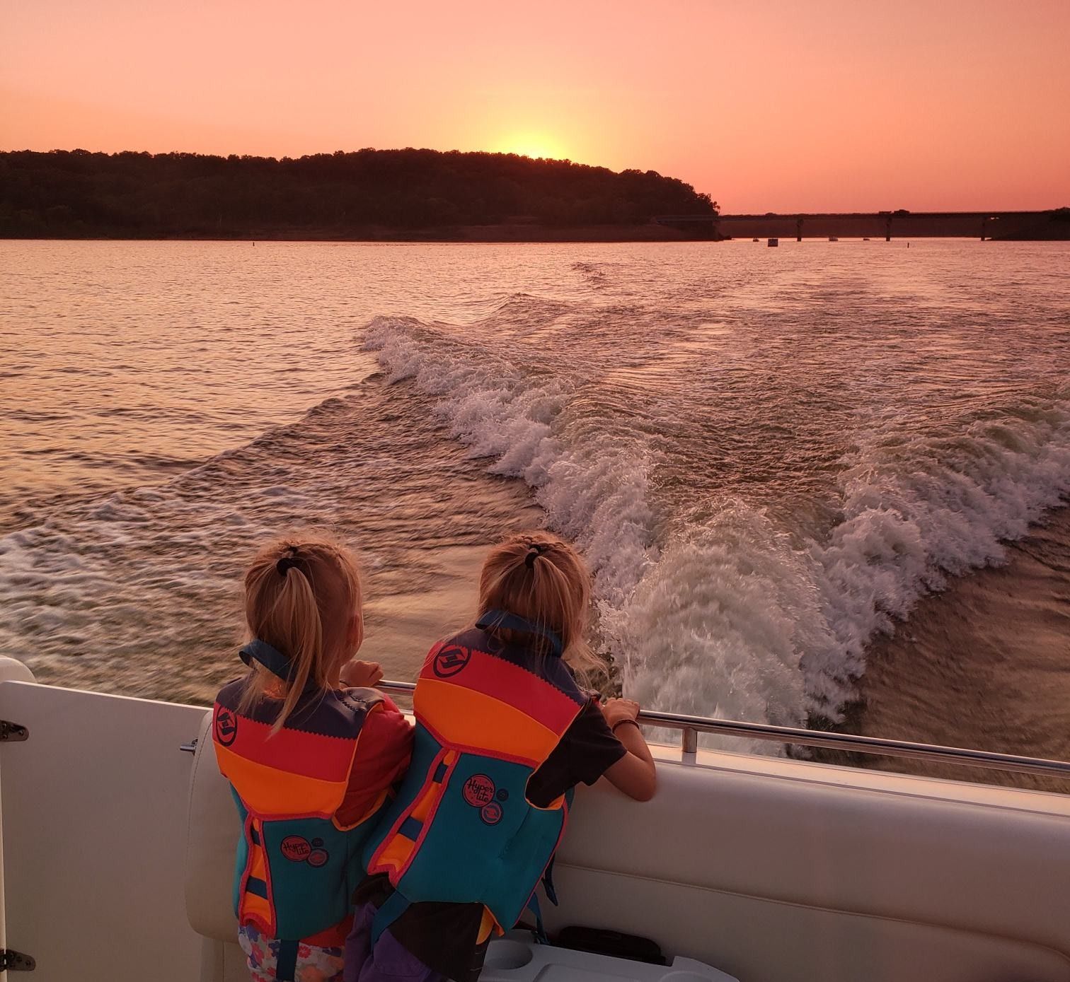 487919266_10162377412020622_250736065119407504_n rock creek lake resort
